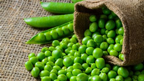 4 benefits of green peas in your diet and why they are healthy ...