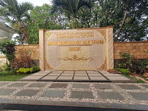 Makam Sunan Gresik: Lokasi, Tiket Masuk & Jam Buka 2024