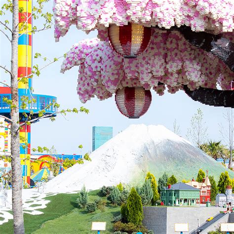 The World’s Largest LEGO Cherry Blossom Tree Blooms In Japan » Design You Trust — Design Daily ...