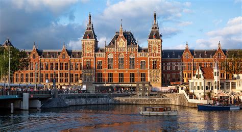 The Eclectic Styles of Amsterdam’s Iconic Architecture - Mansion Global