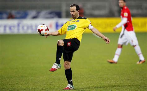 VIDEO. Lyon: A bientôt 39 ans, Ludovic Giuly inscrit un but sublime en ...