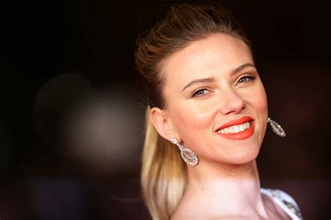 Scarlett Johansson's Instagram, Twitter & Facebook on IDCrawl