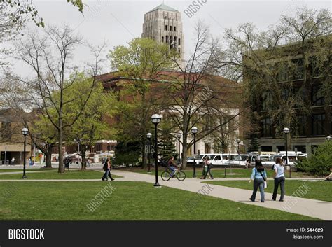 College Campus Image & Photo (Free Trial) | Bigstock