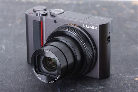 Panasonic Lumix DC-ZS200/TZ200: First Impressions Review: Digital ...