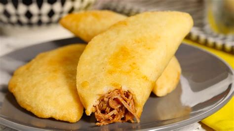 Empanadas de carne mechada - YouTube