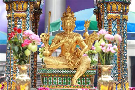 Erawan Shrine in Bangkok: Where Is the Four-Faced Buddha and How to Visit