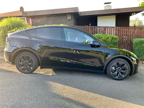 Black Model Y with Black Plasti Dip Gemini Wheels | Tesla Motors Club