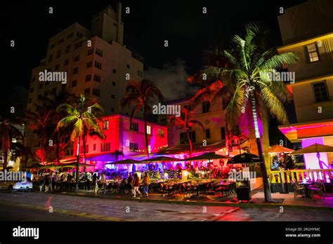 Ocean Drive in Miami Florida at night, nightlife and nightclubs, USA Stock Photo - Alamy