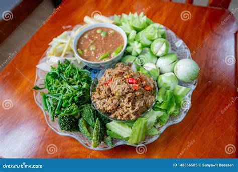 Fried Mackerel with Shrimp Paste Sauce and Scald Vegetable Nam Prik Kapi Pla Too, Thai Food ...