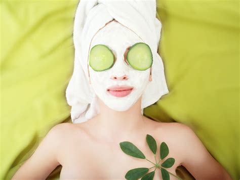 Beauty Tips: 20 Best Homemade Face Packs for Summer - Indiatimes.com