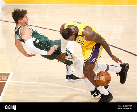 Kyle korver bucks hi-res stock photography and images - Alamy