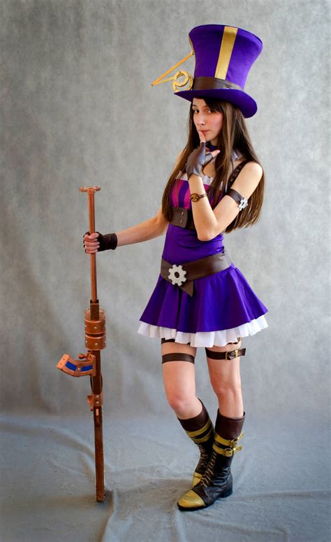 Caitlyn (cosplay League of Legends) by eiphen on DeviantArt