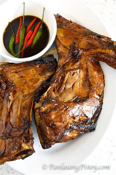 Inihaw na Panga ng Tuna (Grilled Tuna Jaw) - Panlasang Pinoy