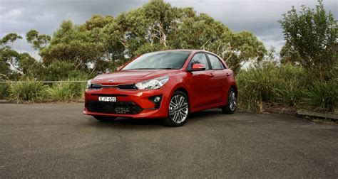 2021 Kia Rio Sport Automatic Review | DiscoverAuto