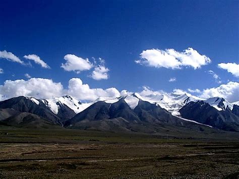 Kunlun Mountain Range, China - WorldAtlas.com