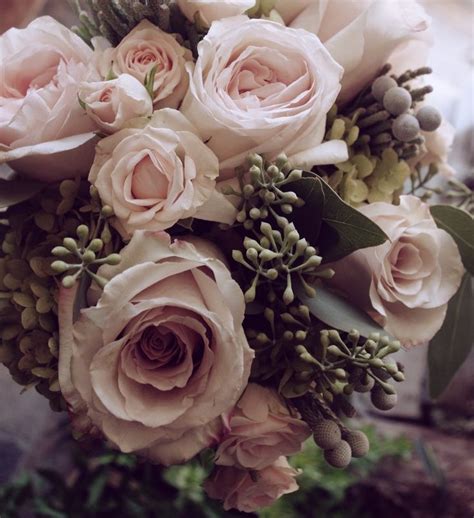 25 Of The Best Vintage Flowers Bouquet Ideas | Antique rose bouquet ...