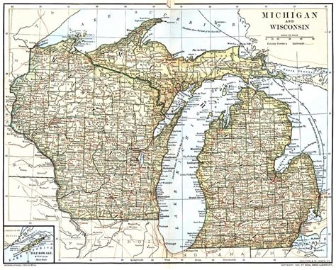 Michigan-Wisconsin fight - For The Greater Column Photographs