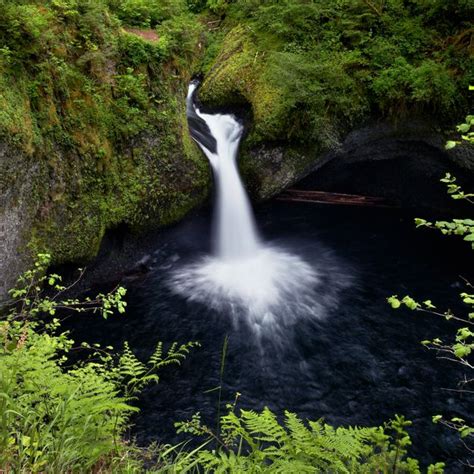 12 Types of Waterfalls to See in Your Lifetime