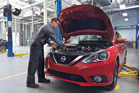 What Does a Trip to a Nissan Service Center Entail? | Woodhouse Nissan