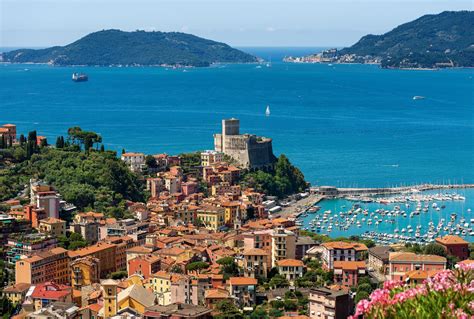 Lerici, sea and beaches of the village of Liguria - Italia.it