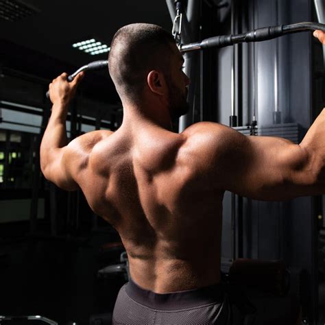 8 Cable Trap Exercises To Sculpt Strong And Defined Traps - Workout Guru