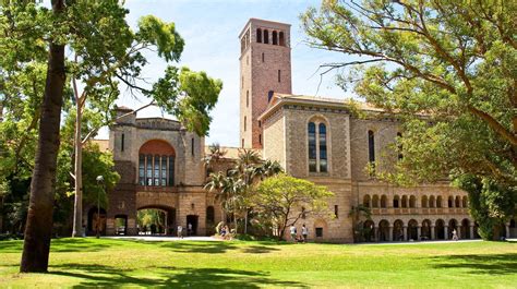 An international students guide to pathways into UWA