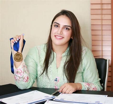 Bakhtawar Bhutto Age, Girlfriend, Husband, Family, Biography & More ...