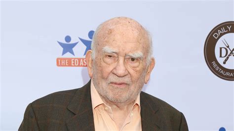 Download Edward Asner White Aesthetic Background Wallpaper | Wallpapers.com