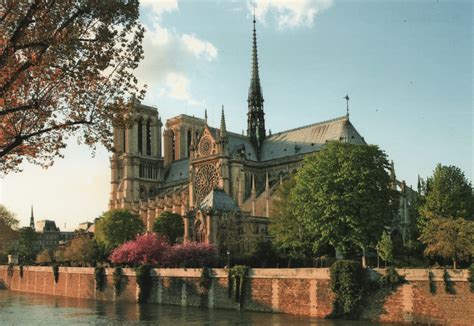 Historical Wallpapers: Notre Dame Cathedral (Cathédrale Notre-Dame de ...