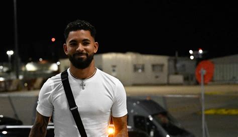 Gallery | Douglas Luiz arrives in Turin! - Juventus