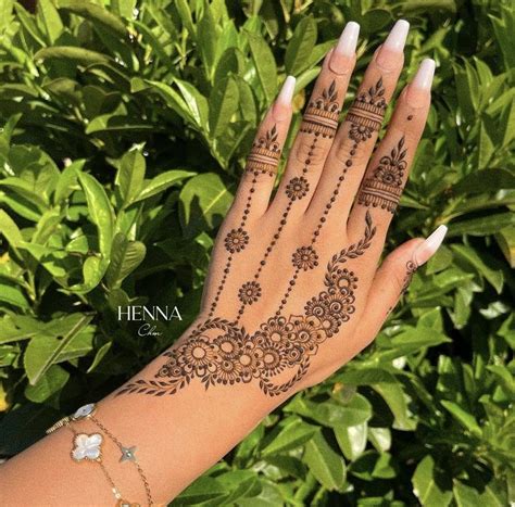 Henna Designs Drawing, Henna Flower Designs, Modern Henna Designs, Pretty Henna Designs, Latest ...