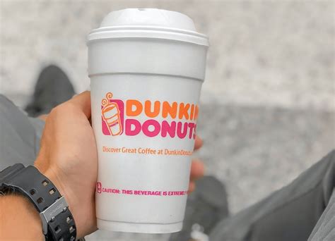 Dunkin' Donuts Coffee Guide: History , Caffeine Content & Best Drinks ...