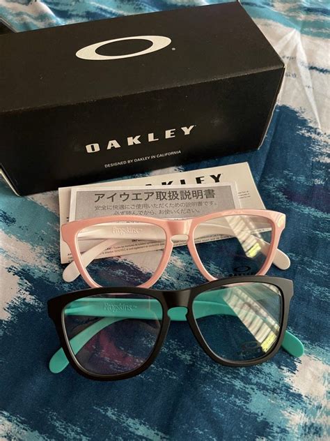 oakley eyeglasses, Men's Fashion, Watches & Accessories, Sunglasses ...