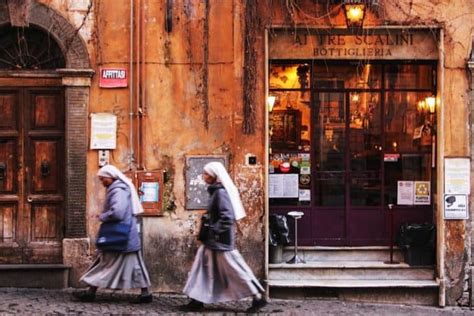 Ai Tre Scalini, a winebar in Rome's Monti | Romeing