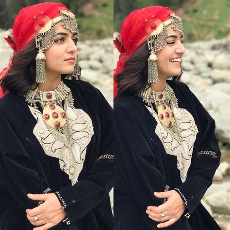 Cute Kashmir Girl : girls_smiling