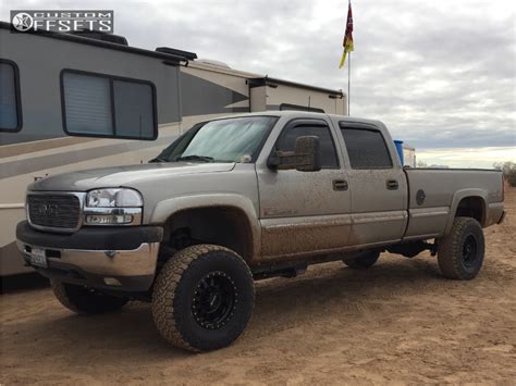 Wheel Offset 2002 GMC Sierra 2500 HD Aggressive > 1" Outside Fender ...