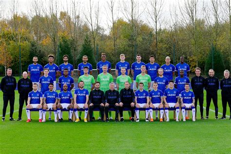 Two surprise inclusions in Everton's 25-man Premier League squad ...