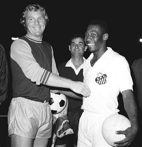 No Santos player will wear Pelé's No. 10 until the club returns to ...