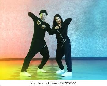 3,311 Couple Hip Hop Dancing Images, Stock Photos & Vectors | Shutterstock