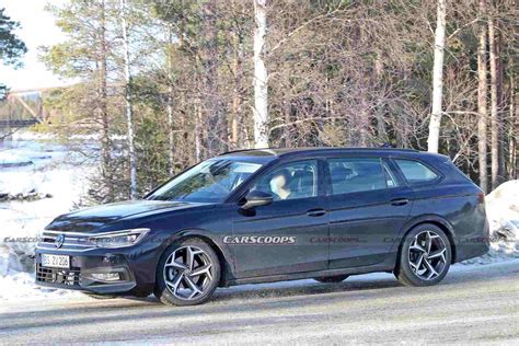 Europe's 2023 VW Passat Variant Spied For The First Time In Its Production Body | Car Lab News