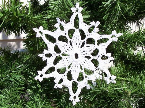 Crocheted Snowflake Patterns – Crochet For Beginners