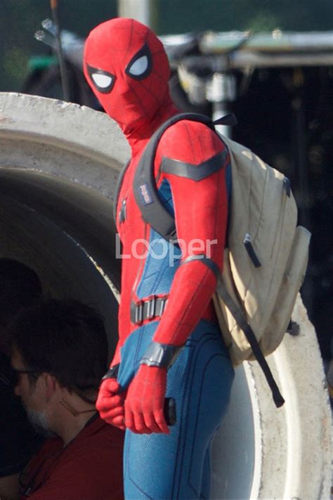 "Spider-Man: Homecoming" Behind The Scenes Pics | Know It All Joe