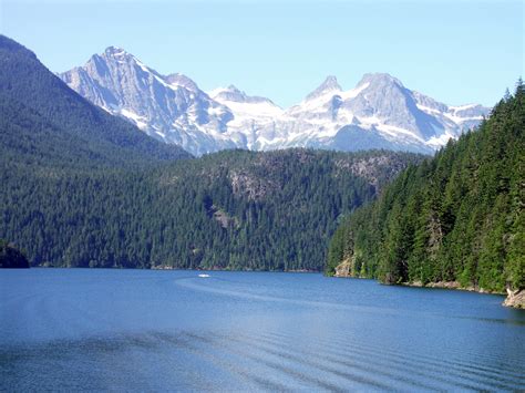 Boating on Ross Lake - North Cascades National Park (U.S. National Park Service)