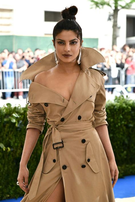 Pin by _†hê Èlê¢†rï¢ Hêñ on PRIYANKA CHOPRA | Fashion, Priyanka chopra ...