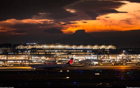 Tokyo Haneda Airport Overview Photo by TommyNG | ID 1546783 ...