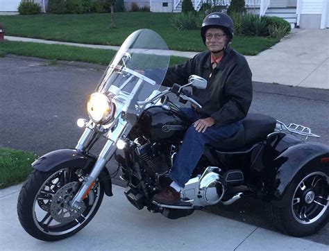 Mesothelioma Survivor Riding High on His Harley