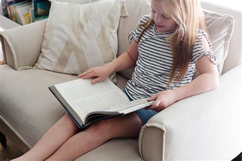 How to Help a Child Who Keeps Quitting Books - Everyday Reading