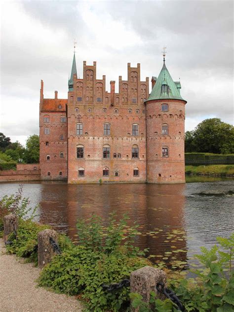 Top 15 BEST Castles in Denmark Worth Visiting