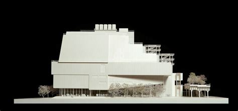 renzo piano: whitney museum rises along the hudson river