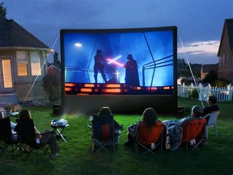 Outdoor Movie Projector Screen, White at best price in New Delhi | ID: 10392668897